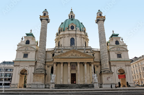 Wien / Vienna / Karlskirche © blende40