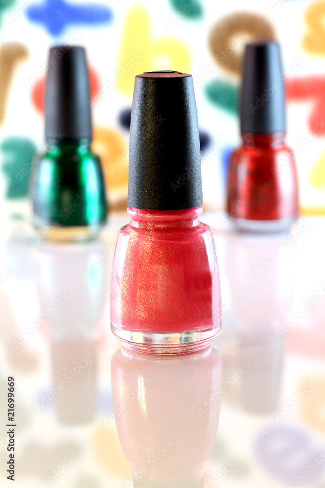 red nail polish with reflection red nail polish with reflection