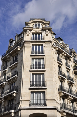 Parisian building