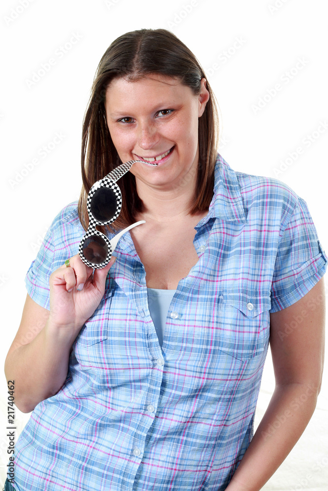 ragazza con occhiali buffi ragazza con occhiali buffi