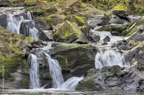 Fototapeta Naklejka Na Ścianę i Meble -  Washougal River Waterfall