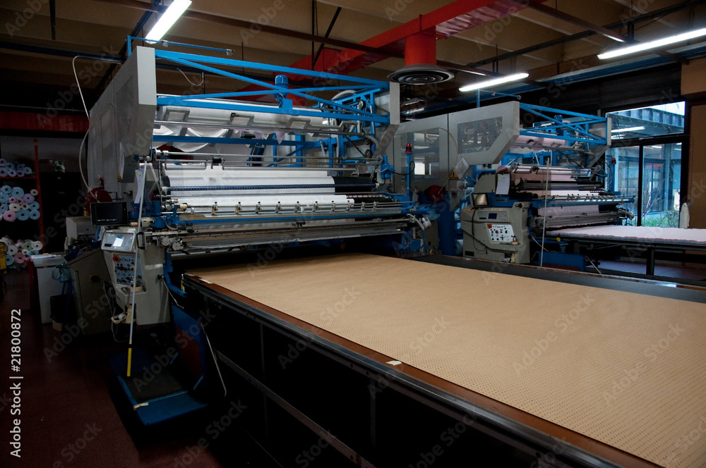 Industria tessile: piazzamento e taglio automatico