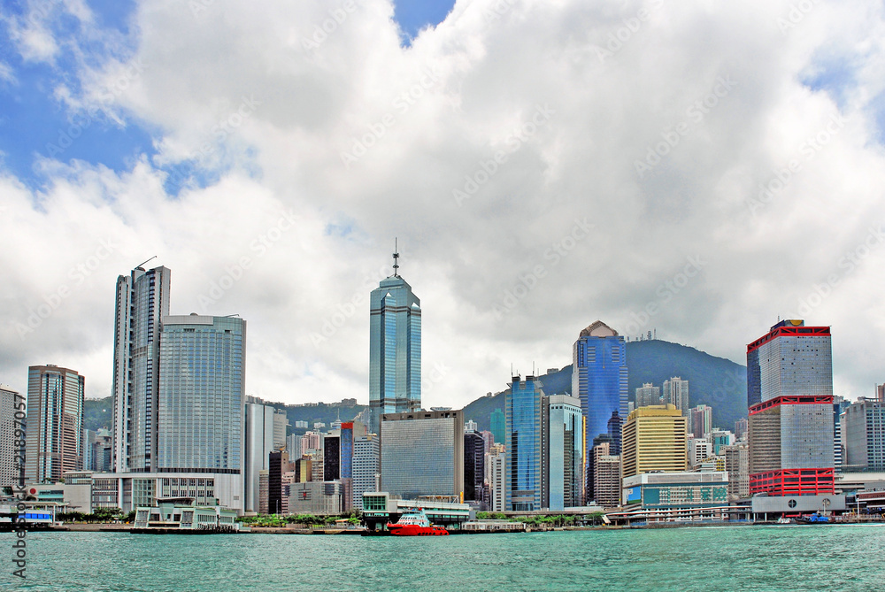 Obraz premium China, Hong Kong waterfront buildings