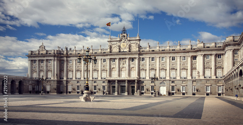 Fototapeta Naklejka Na Ścianę i Meble -  Palace Real de Madrid, Spain