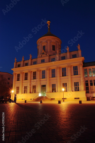 Altes Rathaus Potsdam saniert, Nachts hochkant 2