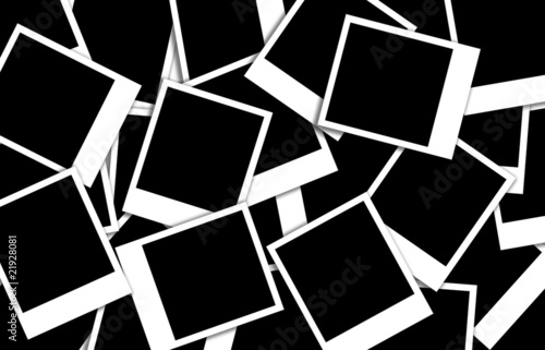 Konstfotografi lots of polaroids in a pile