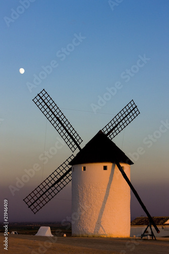 windmill, Campo de Criptana, Castile-La Mancha, Spain