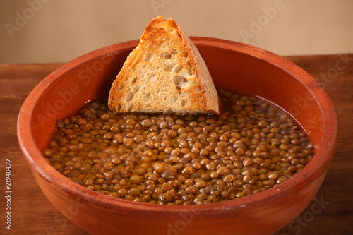 Pane e lenticchie photo