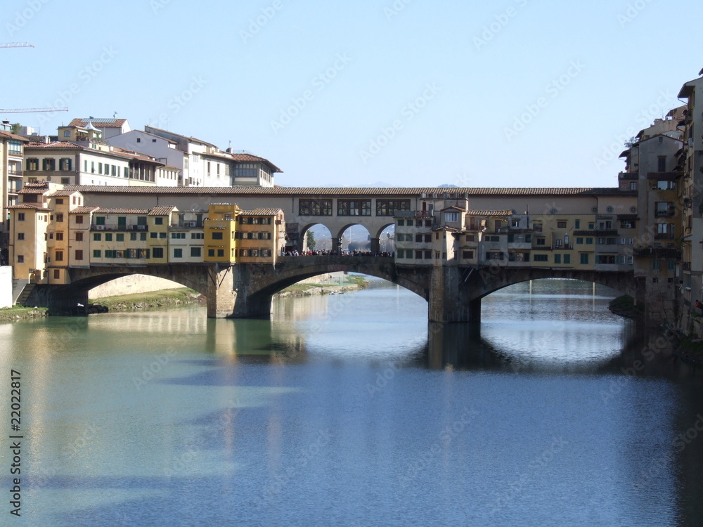 Bridge with houses in Florence, Italy