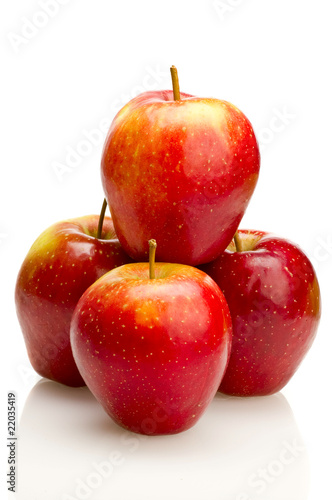 red apples isolated