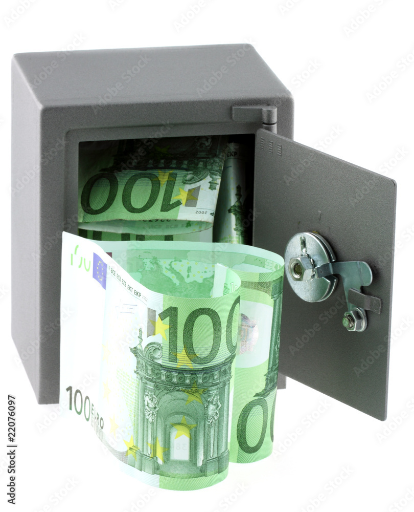 coffre-fort tirelire rempli de billets de 100 euros, fond blanc Photos |  Adobe Stock