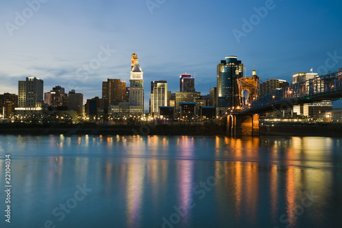 Skyline of Cincinnati © Henryk Sadura