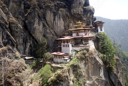 Taktshang Goemba, Bhutan photo