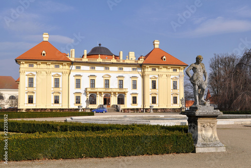sculpture and garden of Slavkov castle