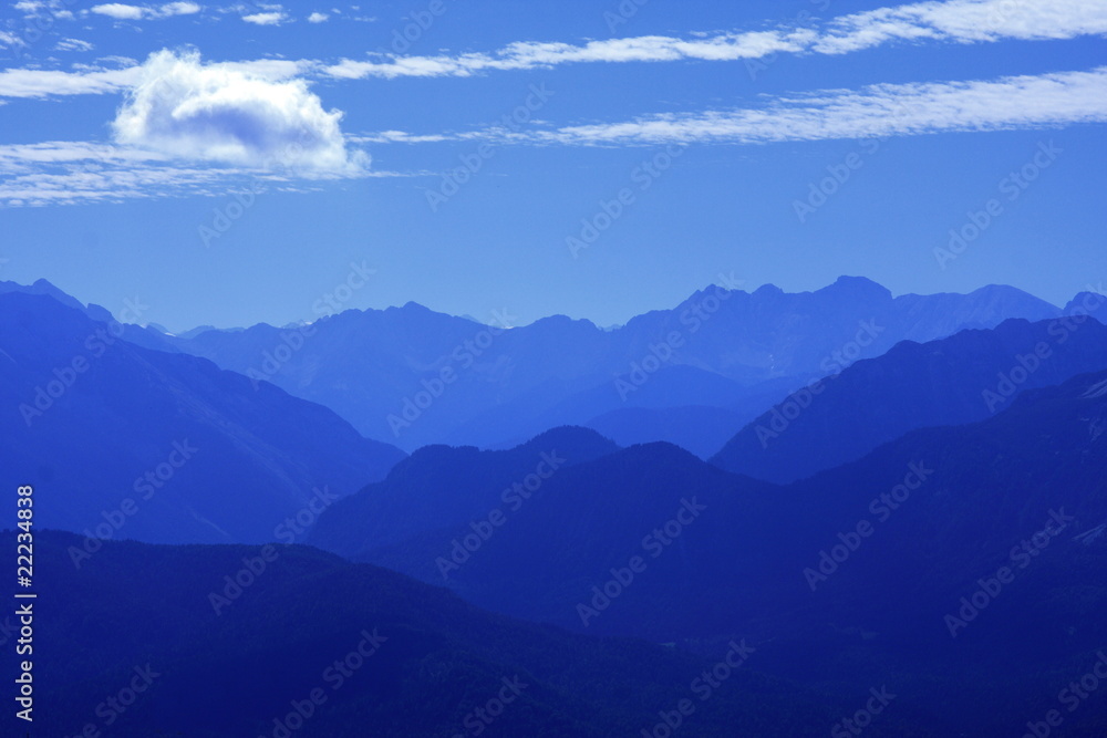 Blaue Berge Weitblick