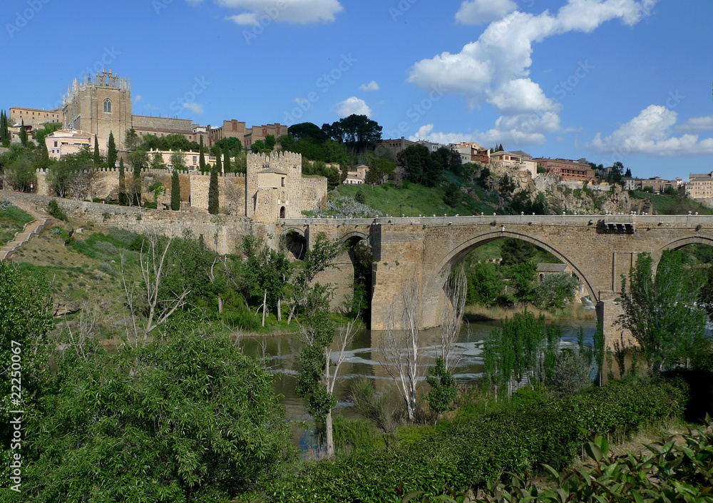 Vista de S. Juan de los Reyes y Puente de S.Martin