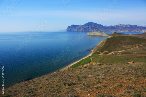 Cimmerian mountains and the sea. Photo 9159