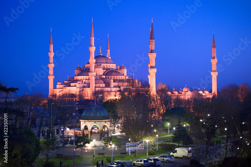 Blaue Moschee zur Blauen Stunde