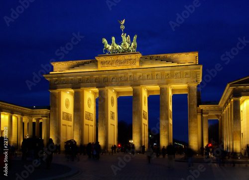 Berlin Brandenburger Tor Nacht 02