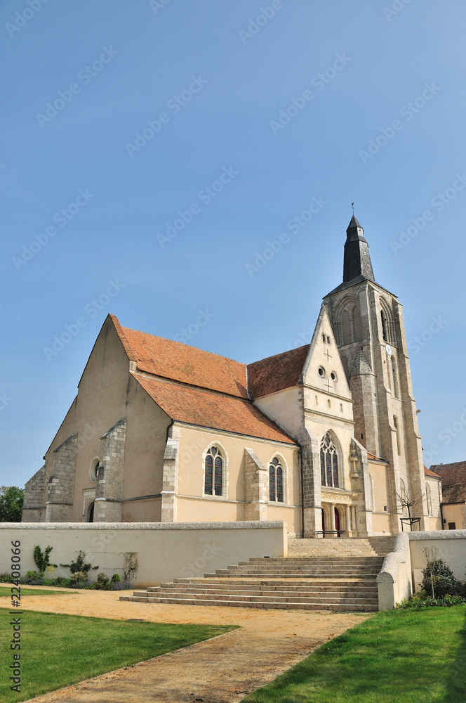 Eglise Saint Aignan à Bonny sur Loire (45)