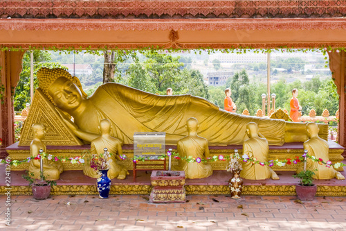 Photos The giant Reclining Buddha in Sihanouk Ville , Cambodia.