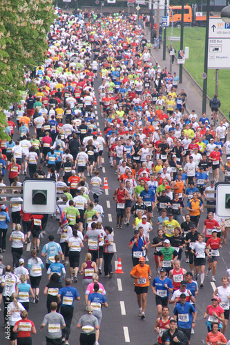 Wallpaper Mural marathon düsseldorf 2010 fotos foto massen masse Torontodigital.ca