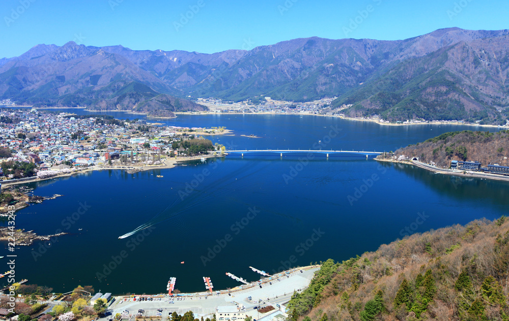 Naklejka premium Lake Kawaguchi, Japan