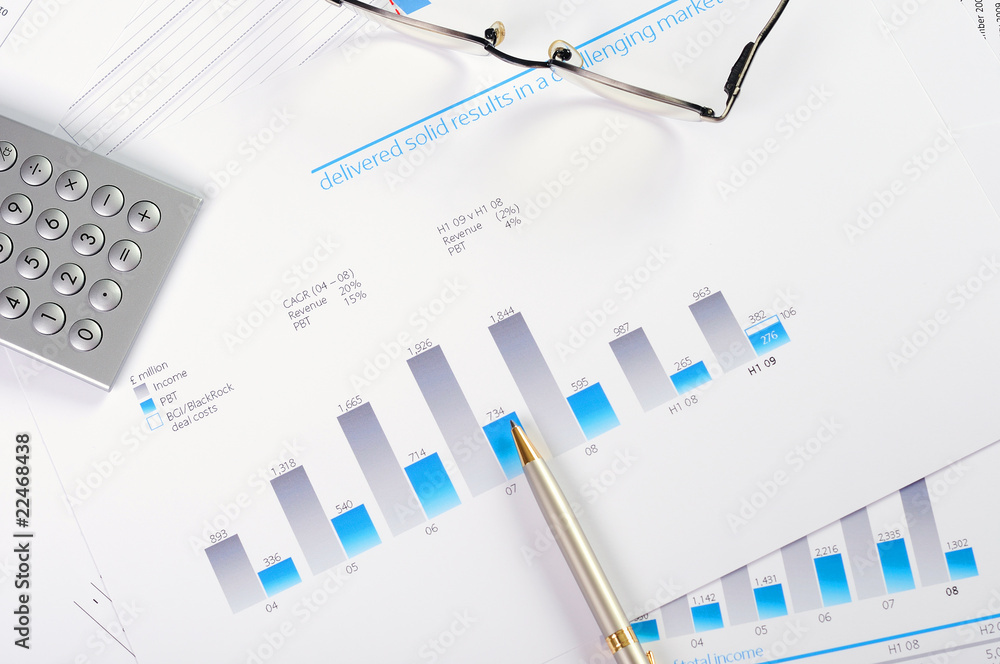 Obraz premium Charts and graphs of sales