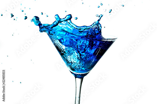 blue splashing cocktail