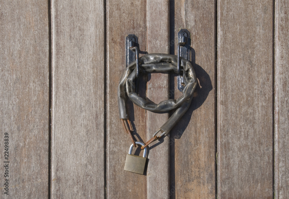 chaine et cadenas chaine et cadenas