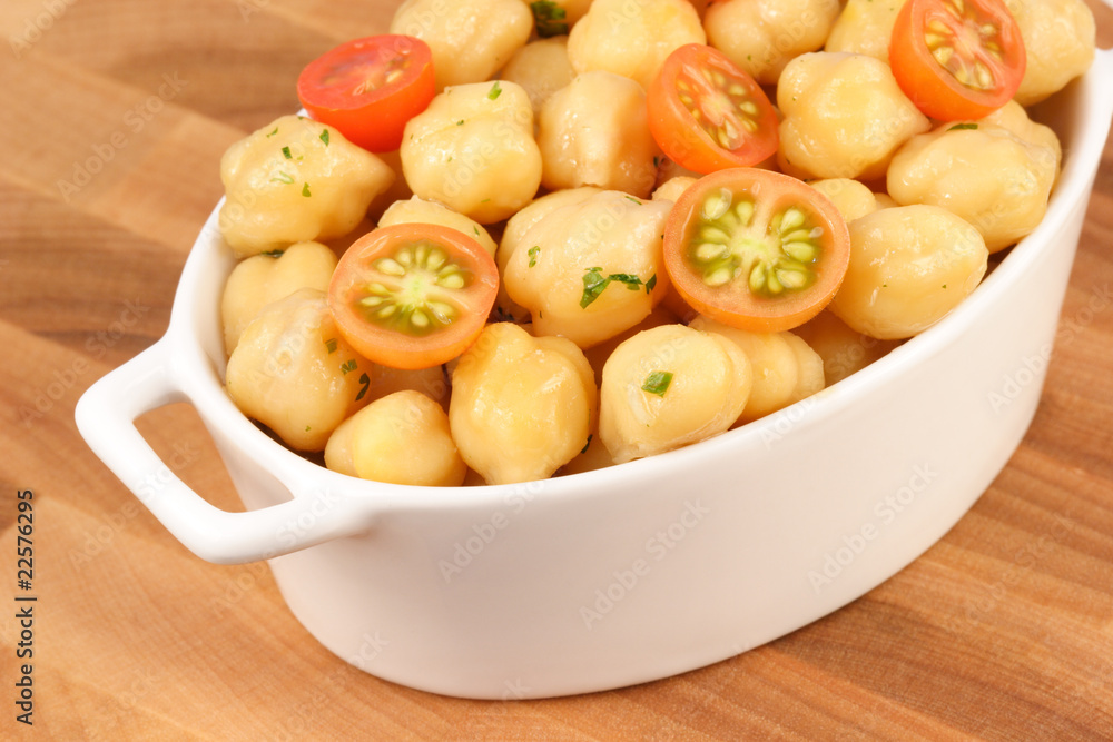 chickpeas with cherry tomatoes chickpeas with cherry tomatoes