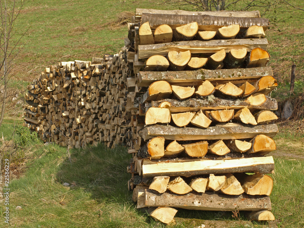 STERES DE BOIS Photos Adobe Stock