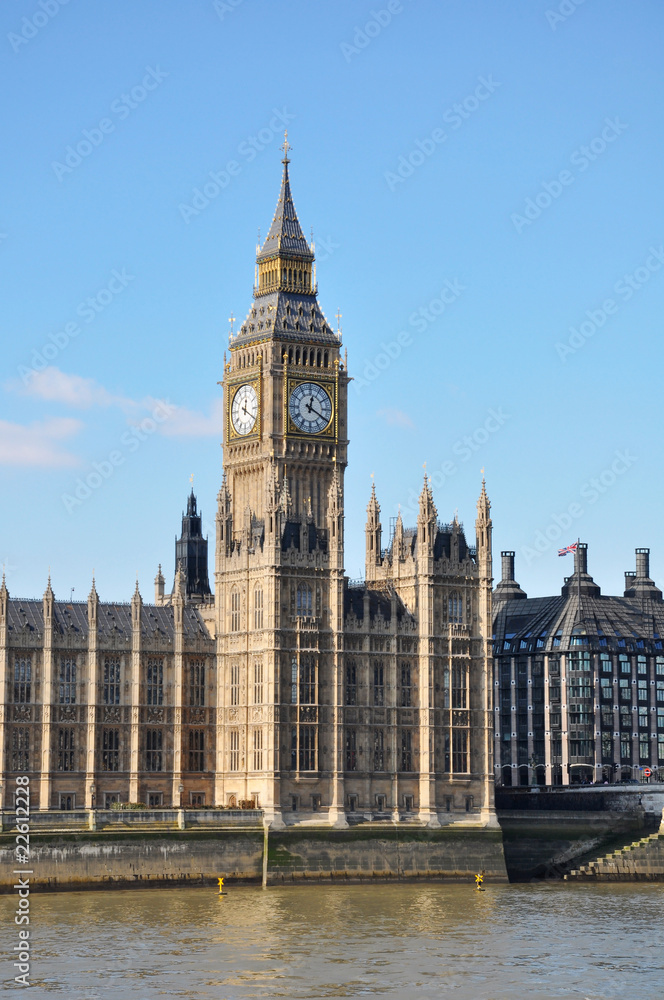 London - Big Ben + House of Parlament