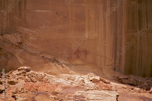 Fremont petroglyphs with human figures, Calf Creek Falls Trail