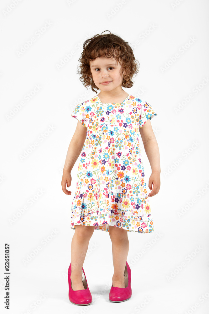 Mädchen mit Schuhen pink 6