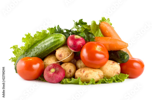 Fototapeta Naklejka Na Ścianę i Meble -  Fresh vegetables isolated on white
