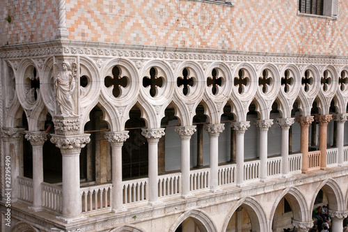 Palazzo Ducale- dettaglio, Venezia photo