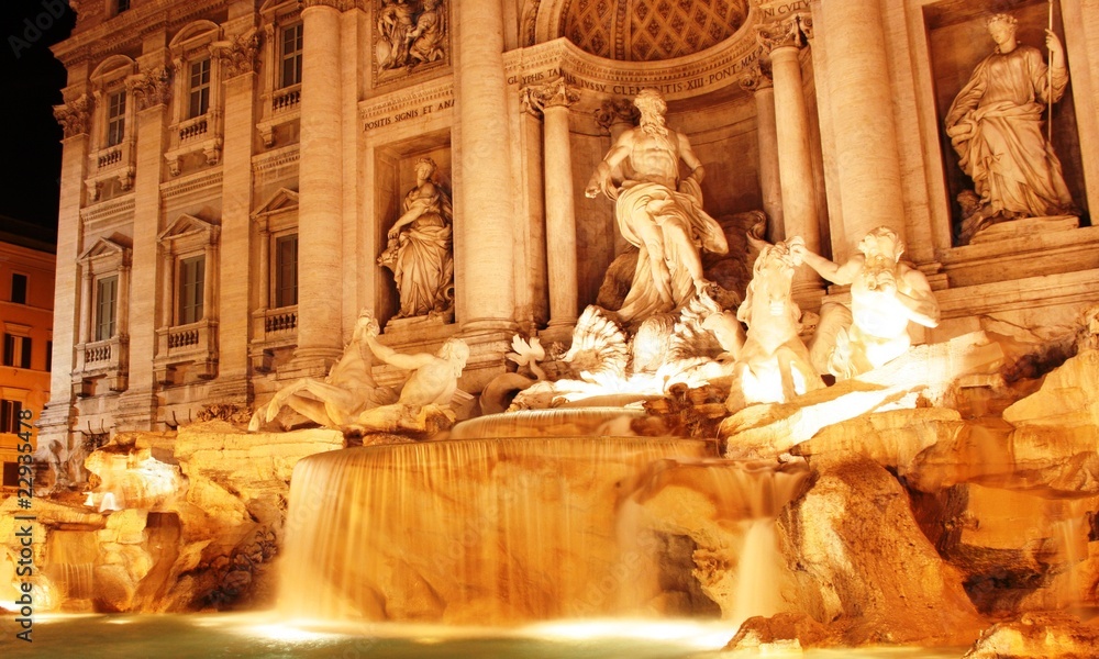 Fototapeta premium La fontaine de Trevi à Rome