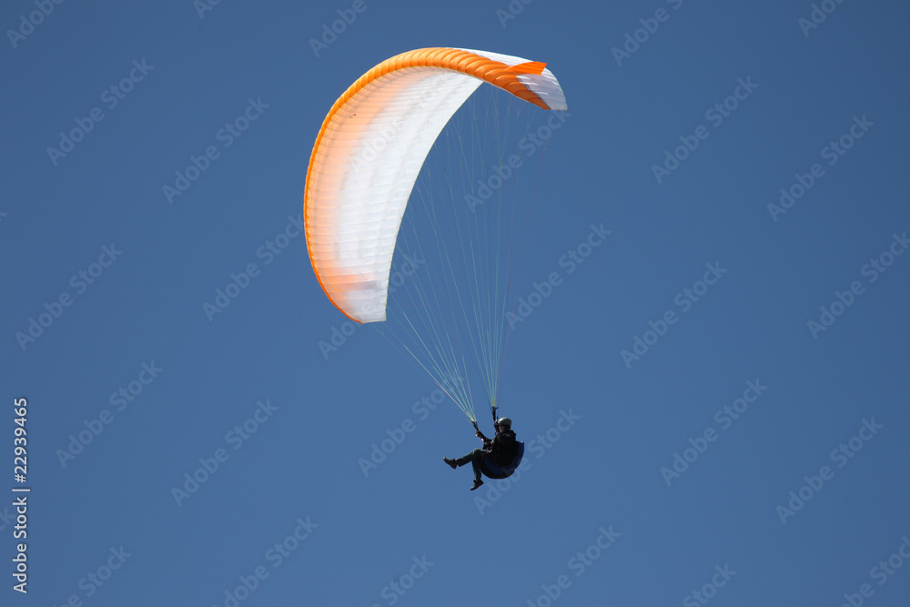 Parapente en vuelo Parapente en vuelo