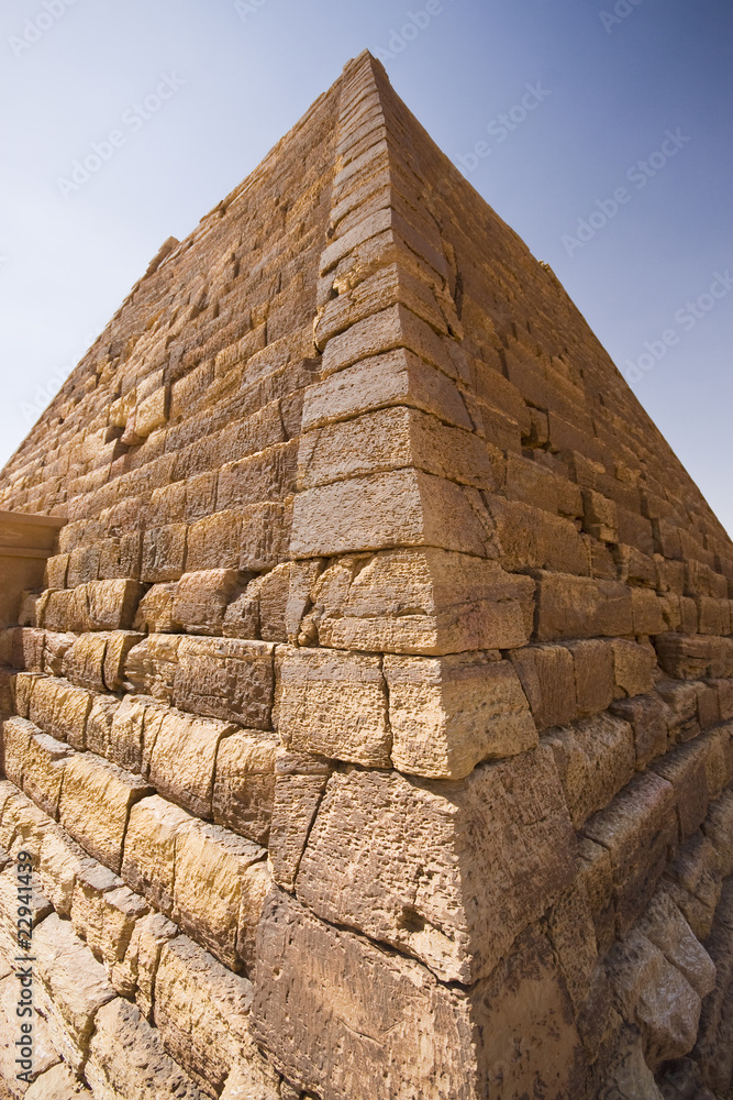 Pyramid perspective Pyramid perspective