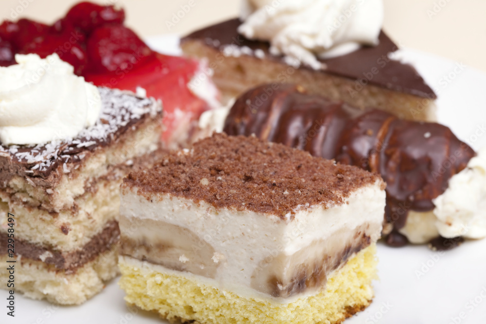 Cakes Cakes