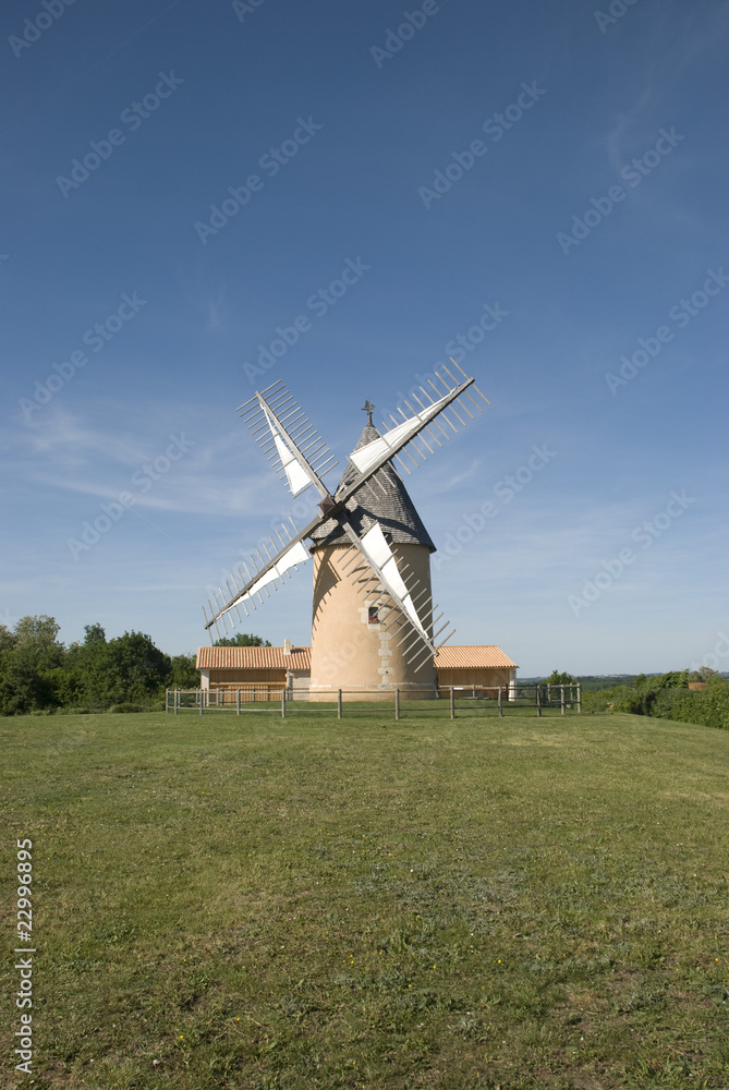 Moulin Moulin