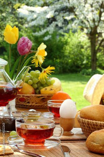 Breakfast in the garden.