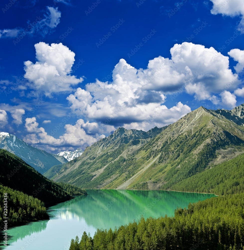 green lake in a altai mountains