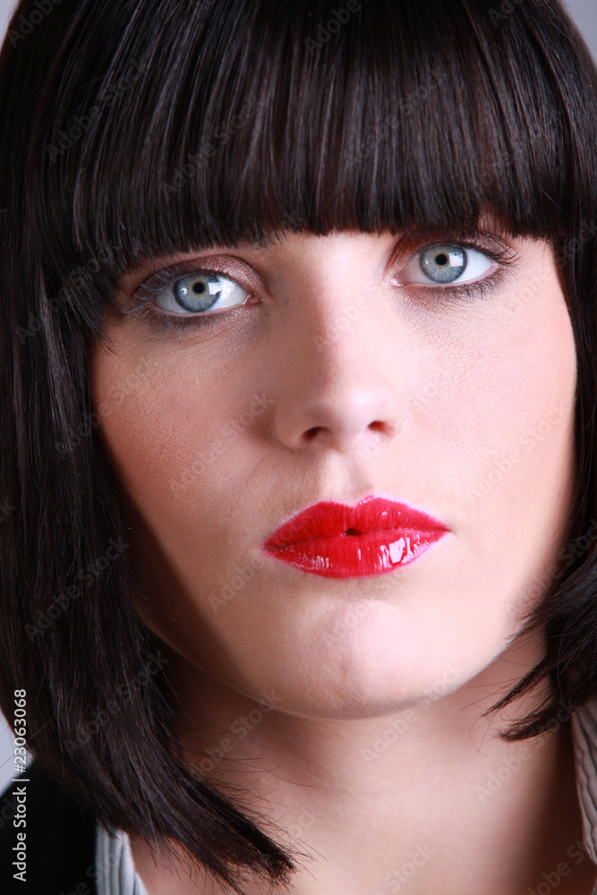 Portrait d'une femme belle femme brune Portrait d'une femme belle femme brune