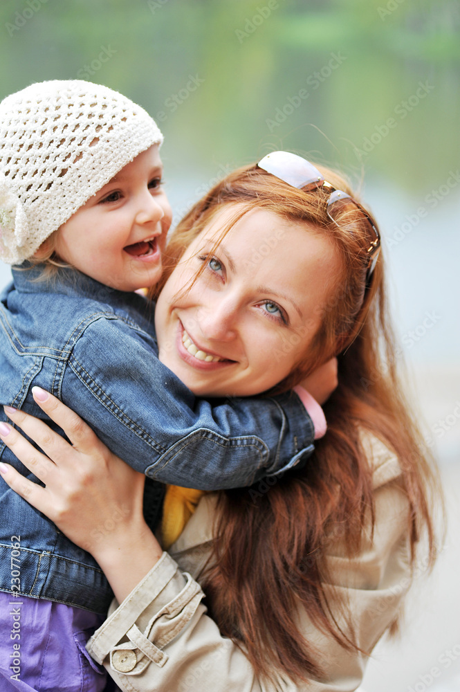 Obraz premium Mother and daughter