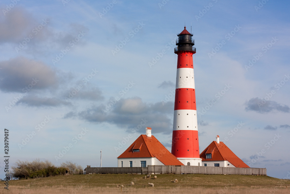 Der Leuchtturm Westerhever in Schleswig-Holstein an der Nordsee Der Leuchtturm Westerhever in Schleswig-Holstein an der Nordsee
