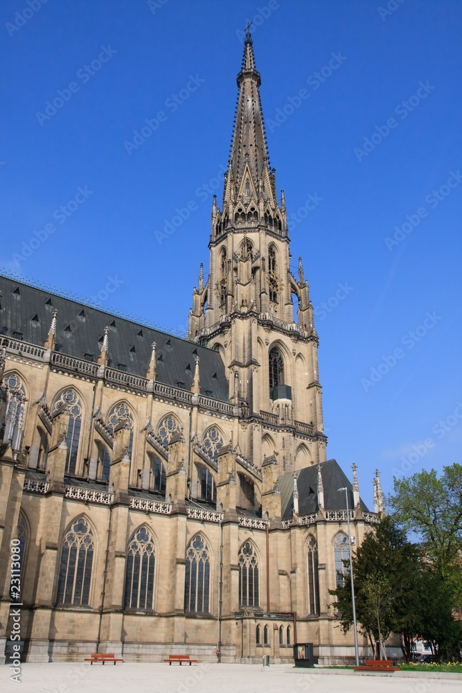 Linz - Neuer Dom (Mariendom) / New cathedral