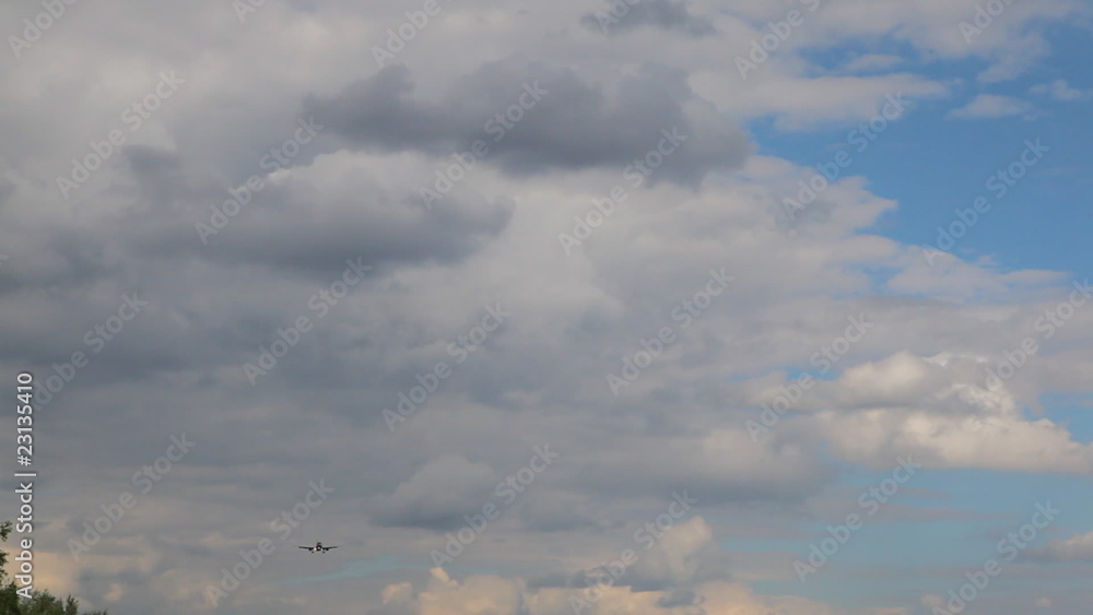 Airplane landing Airplane landing