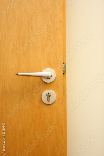 Wallpaper Mural Holztür Garnitur Schloss  Torontodigital.ca